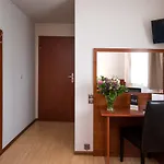 Zakamycze Πανσιόν Krasków