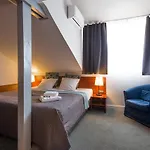 Zakamycze 3* Krasków