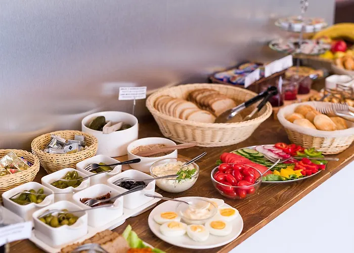 Zakamycze Πανσιόν 3*