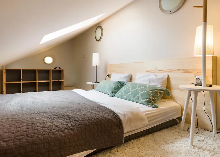 Zakamycze Πανσιόν