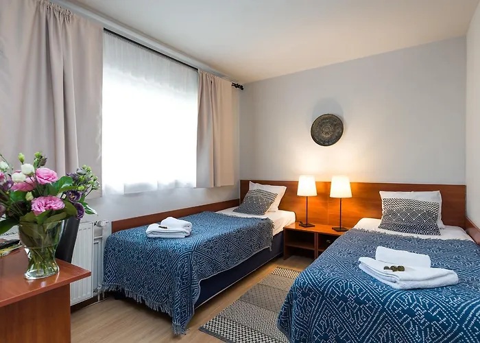 Zakamycze Πανσιόν